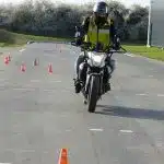 Quels sont les coûts à prévoir pour passer le permis moto