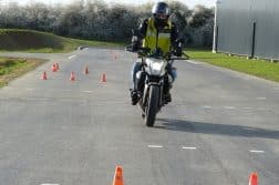 Quels sont les coûts à prévoir pour passer le permis moto