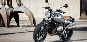 La BMW NineT : La Moto Parfaite pour Le Sport et La Route