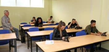 Combien cela coûte-t-il de passer le code ?