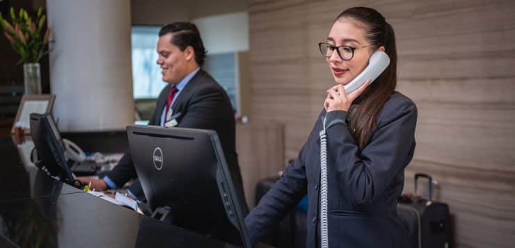 Comment trouver les contacts d'une entreprise en France ?