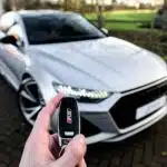 une voiture neuve